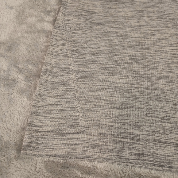 Lululemon Men's Pullover Gray Short Sleeve Shirt Size Small - Picture 12 of 16